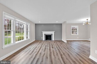 2215 Lida Ct in Alexandria, VA - Building Photo - Building Photo