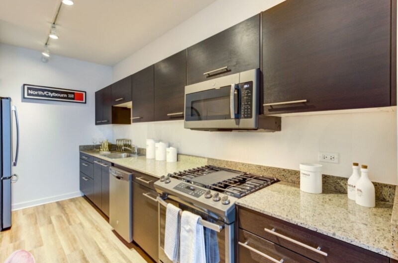 847 W Blackhawk St in Chicago, IL - Building Photo