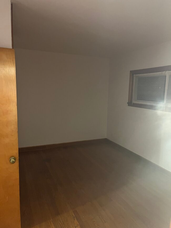 2806 S Lenox St, Unit A in Milwaukee, WI - Building Photo - Building Photo