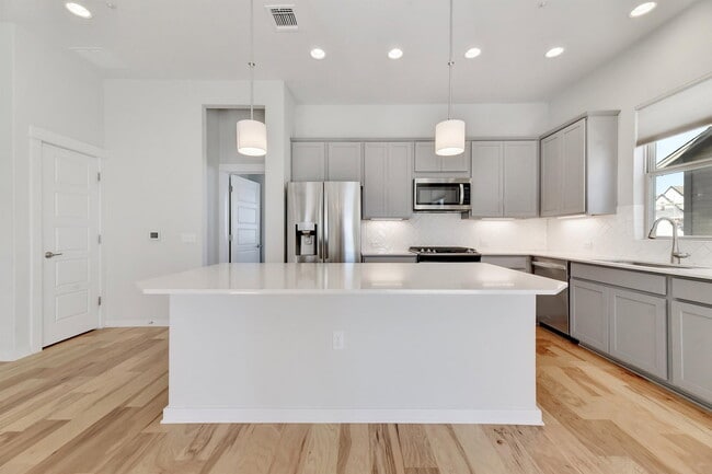 property at 4622 Vaughan St