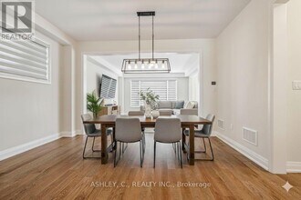 29 Gladmary Dr in Brampton, ON - Building Photo - Building Photo