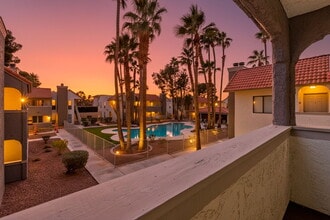 2912 Bluegill Way in Henderson, NV - Building Photo - Building Photo