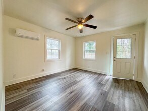 110-116 Dobbs St in Greenville, SC - Building Photo - Building Photo