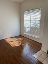 7126 Holly Hill Dr in Dallas, TX - Building Photo - Building Photo
