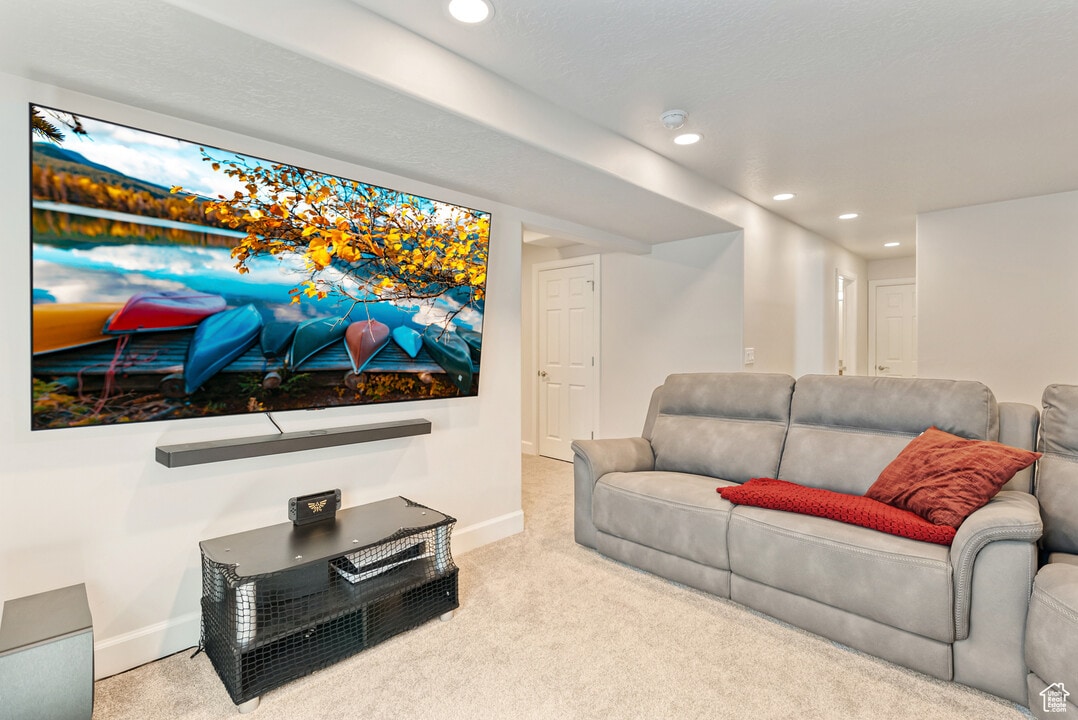 42 N Trident Maple Dr in Vineyard, UT - Building Photo