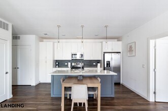 5511 Caprock Smt Dr, Unit 1413 in Bee Cave, TX - Building Photo - Building Photo