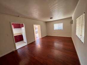 158 S Bonnie Ave in Pasadena, CA - Building Photo - Building Photo