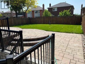 41 Couperthwaite Crescent in Markham, ON - Building Photo - Building Photo