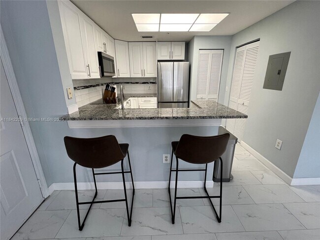 2015 SE 10th Ave in Fort Lauderdale, FL - Building Photo - Building Photo