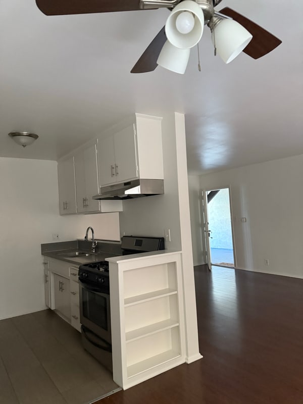 1538 N Detroit St in Los Angeles, CA - Building Photo - Building Photo