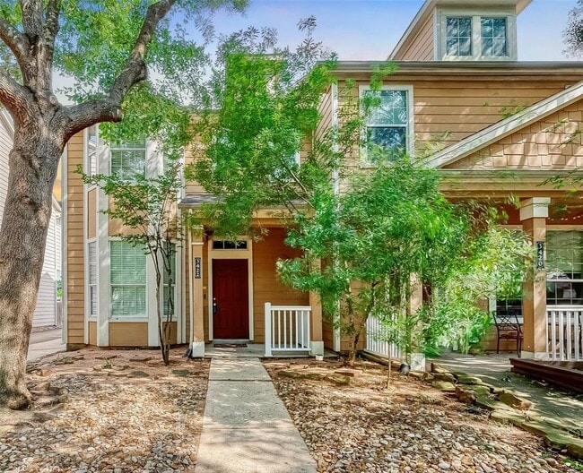 property at 3422 Glenmore Meadow Dr