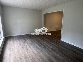 4905 Tanners Spring Dr in Alpharetta, GA - Building Photo - Building Photo
