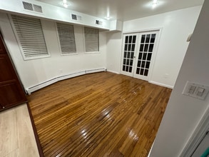 66 Gautier Ave in Jersey City, NJ - Building Photo - Building Photo