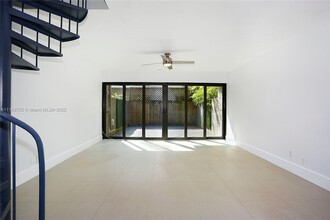 2994 Virginia St in Miami, FL - Building Photo - Building Photo