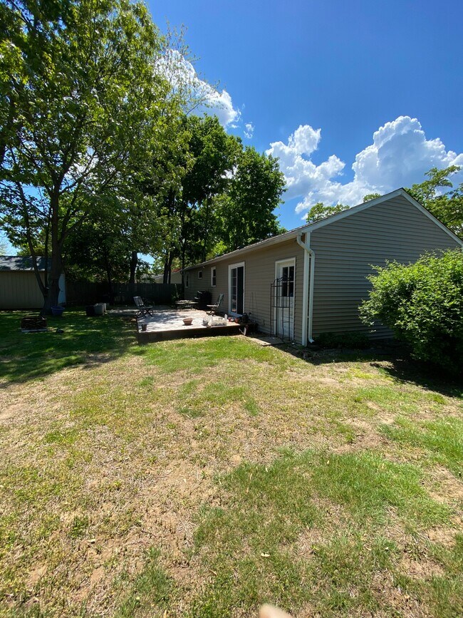 1241 Stony Brook Rd in Lake Grove, NY - Building Photo - Building Photo