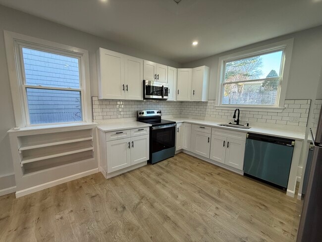 95 Bowdoin St, Unit 3