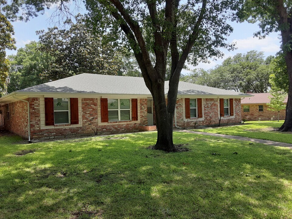 1608 Amherst Dr in Plano, TX - Building Photo