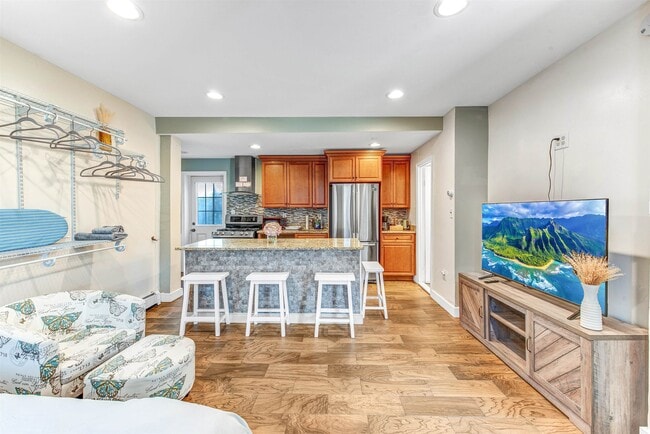 7108 Hudson Ave in North Bergen, NJ - Building Photo - Building Photo