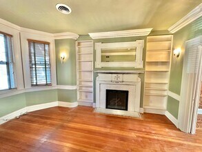 1906 Calvert St NW in Washington, DC - Building Photo - Building Photo