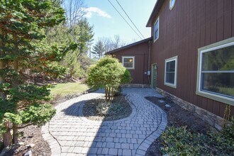 15 Gottshall Dr in Lock Haven, PA - Building Photo - Building Photo