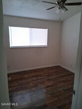 730 W Ave H-10 in Lancaster, CA - Building Photo - Building Photo