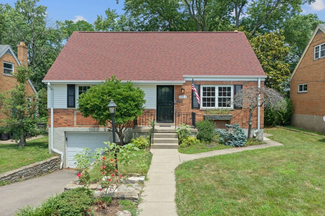 5334 Alvera Dr in Cincinnati, OH - Building Photo