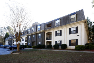 Northern Pines in Clarkston, GA - Building Photo - Building Photo