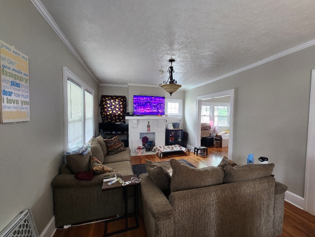 2604 Wayne Ave in Dayton, OH - Building Photo - Building Photo