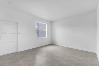 2807 SE 26th Ave in Homestead, FL - Building Photo - Building Photo