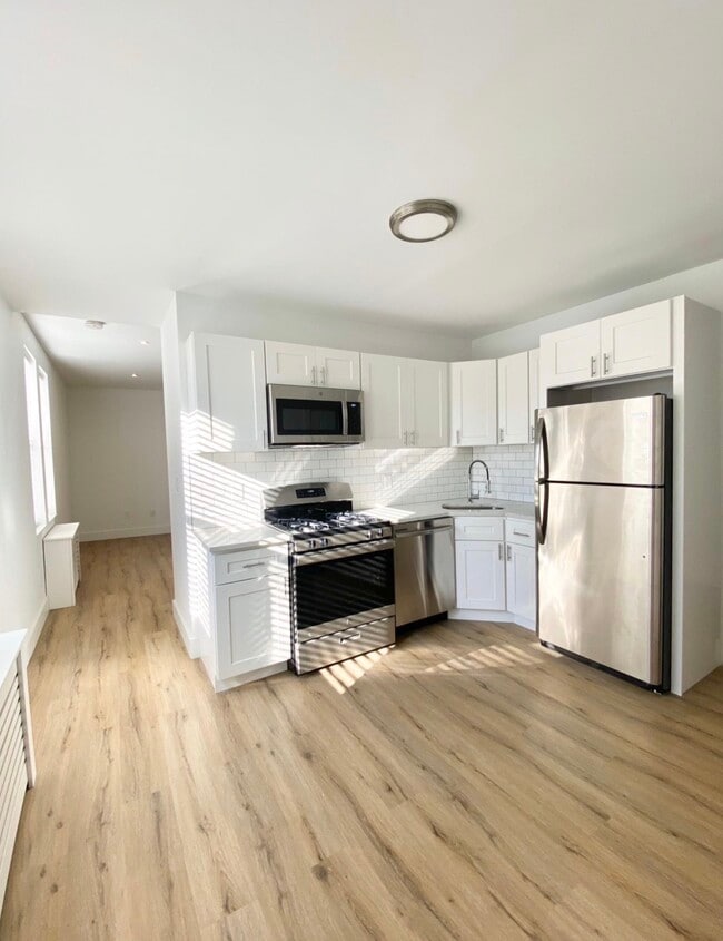 property at 6 Larsen St