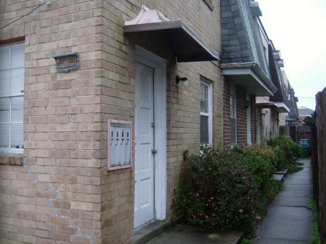 2116 Manson Ave, Unit D