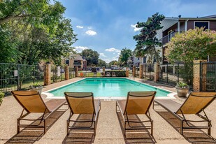 Highland Cove Apartments