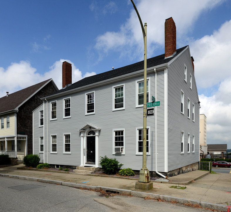 38 Foster St in New Bedford, MA - Foto de edificio