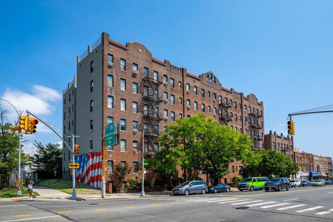 675 86th St in Brooklyn, NY - Foto de edificio