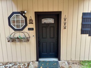 12200 Dakota Ct in Grass Valley, CA - Building Photo - Building Photo