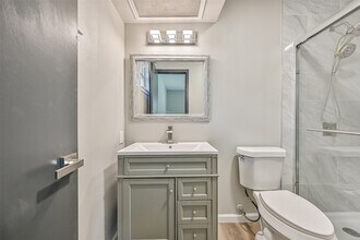 16718 Barcelona Dr in Friendswood, TX - Building Photo - Building Photo