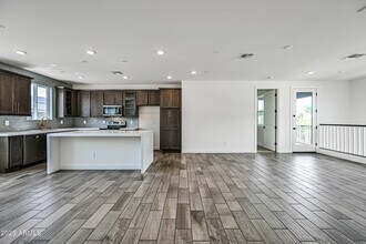 11300 N Casa Dega Dr in Surprise, AZ - Building Photo - Building Photo