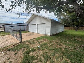 501 Branch Cir W in White Settlement, TX - Building Photo - Building Photo
