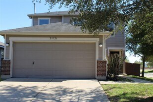 20526 Ginnydale Dr in Cypress, TX - Building Photo