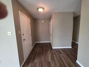 1012 Willow Creek Cir in Maryville, TN - Building Photo - Building Photo