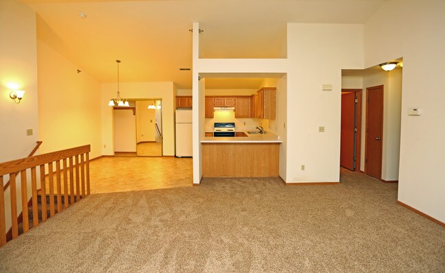 The Glens of Waukesha in Waukesha, WI - Building Photo - Interior Photo