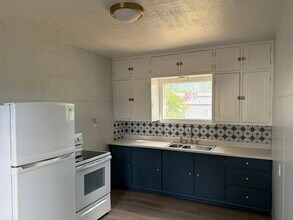 303 E Indiana Ave in Coeur d'Alene, ID - Building Photo - Building Photo
