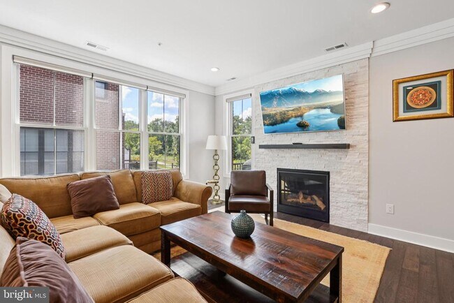 45 Riverwalk in Plainsboro, NJ - Building Photo - Building Photo