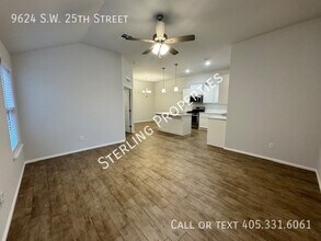 9624 SW 25th St in Oklahoma City, OK - Building Photo - Building Photo