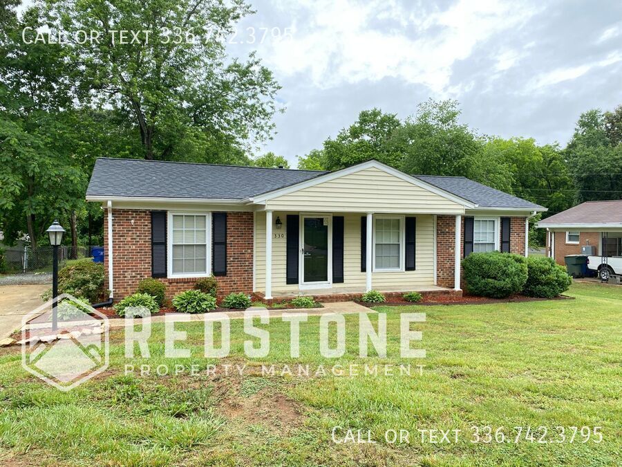 330 Doggett Dr in Graham, NC - Building Photo