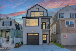 39 Sea Drift Ave in Highlands, NJ - Building Photo