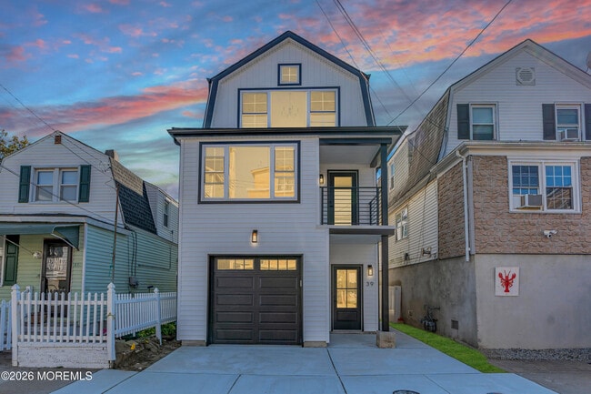 property at 39 Sea Drift Ave