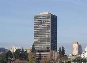 Park Bellevue Tower Building in Oakland, CA - Foto de edificio - Building Photo