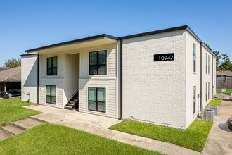 Zurqui on Abington in Baton Rouge, LA - Building Photo - Building Photo