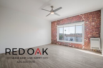 932 Irolo St in Los Angeles, CA - Building Photo - Building Photo